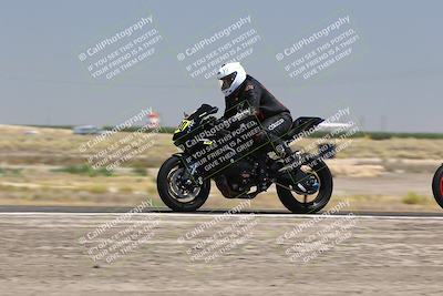 media/Aug-03-2025-TrackDaz (Sun) [[bf4a71acf9]]/B Group/1220pm (Wheelie Bump)/